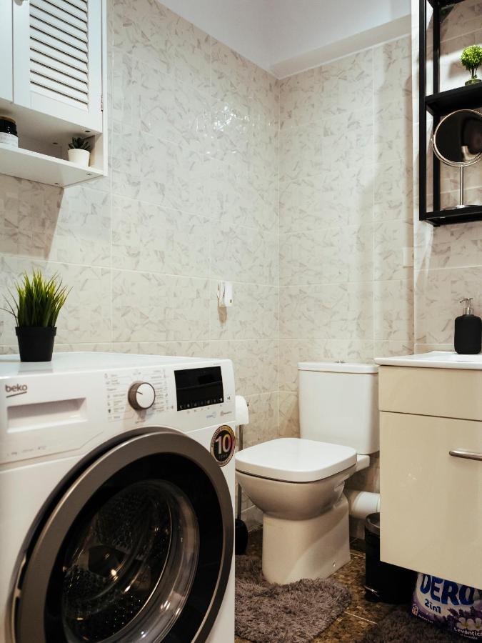 Cozy Special Pallady Apartament With Garden & Courtyard Bucureşti Eksteriør bilde