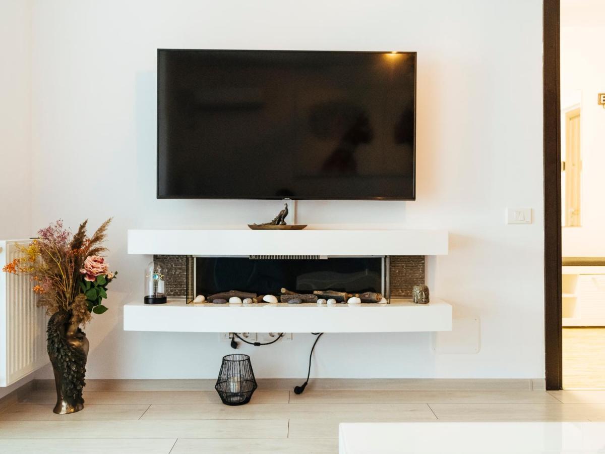Cozy Special Pallady Apartament With Garden & Courtyard Bucureşti Eksteriør bilde