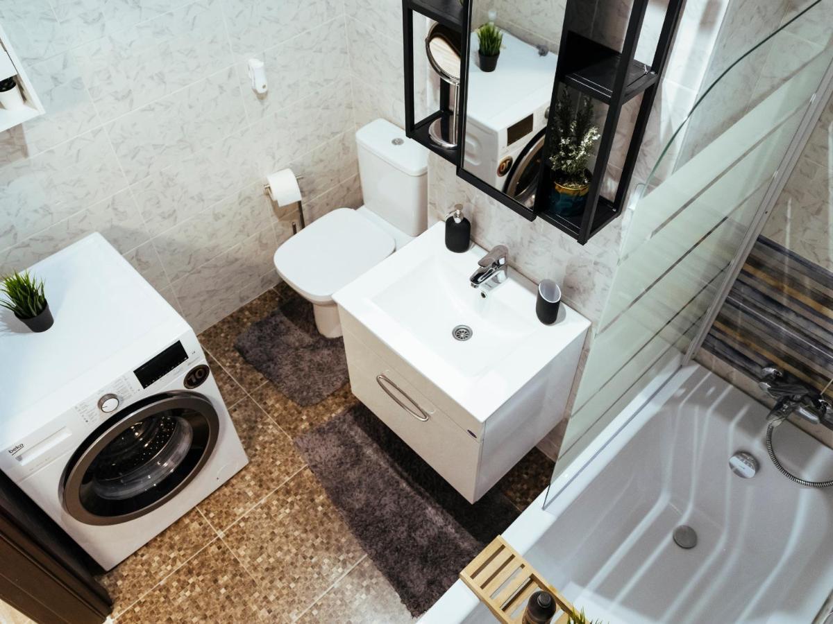 Cozy Special Pallady Apartament With Garden & Courtyard Bucureşti Eksteriør bilde