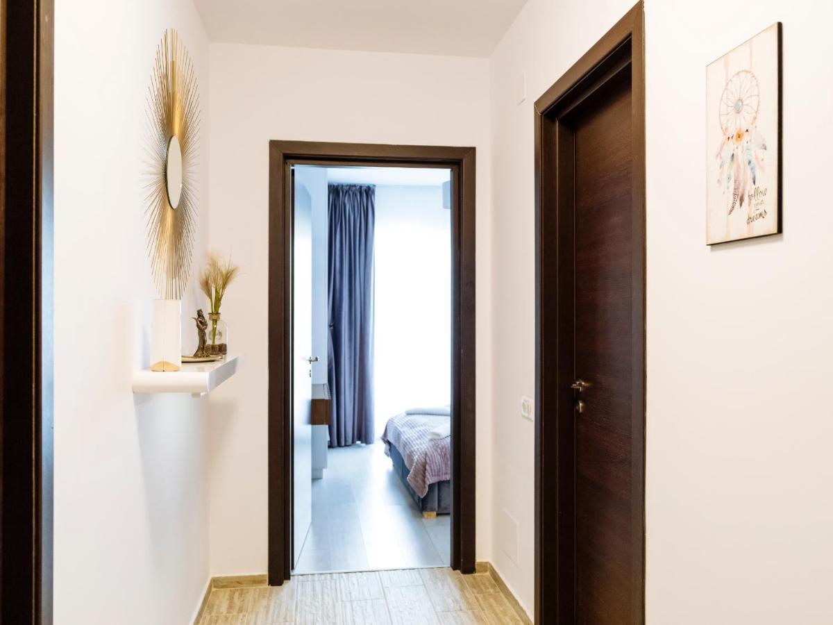 Cozy Special Pallady Apartament With Garden & Courtyard Bucureşti Eksteriør bilde
